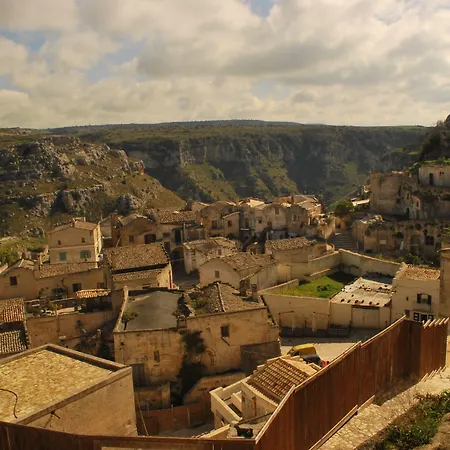 Slow Living 3* Matera